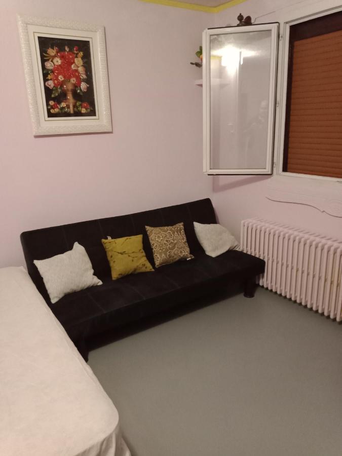 Maison Complete Монлюсон Экстерьер фото