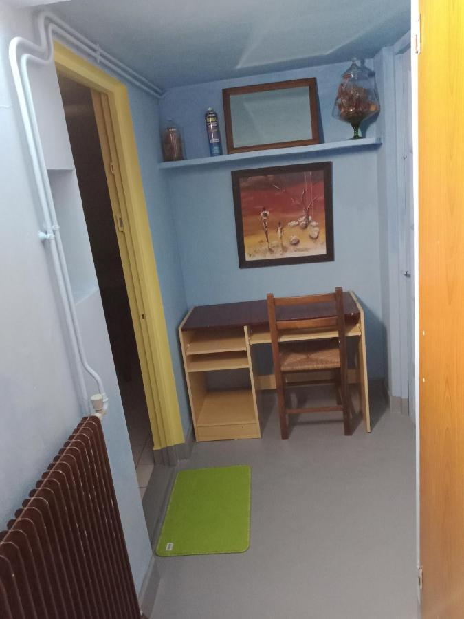 Maison Complete Монлюсон Экстерьер фото