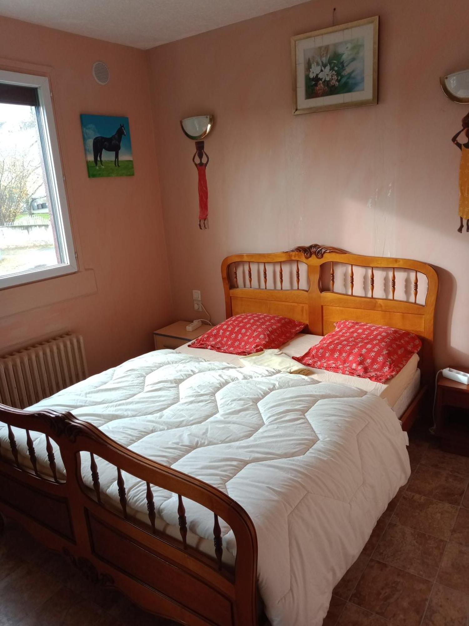 Maison Complete Монлюсон Экстерьер фото